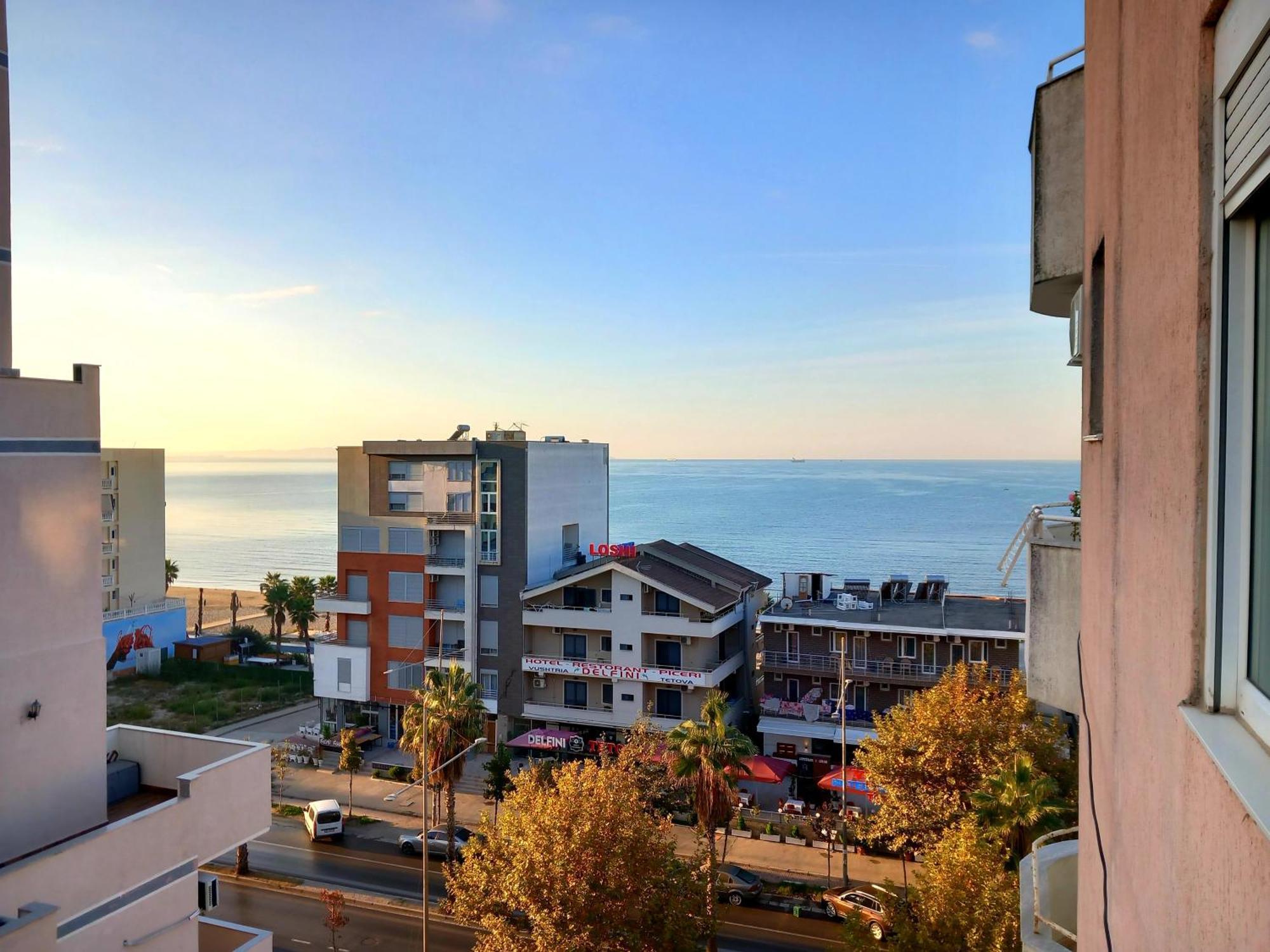 Amaris Apartment Драч Екстериор снимка